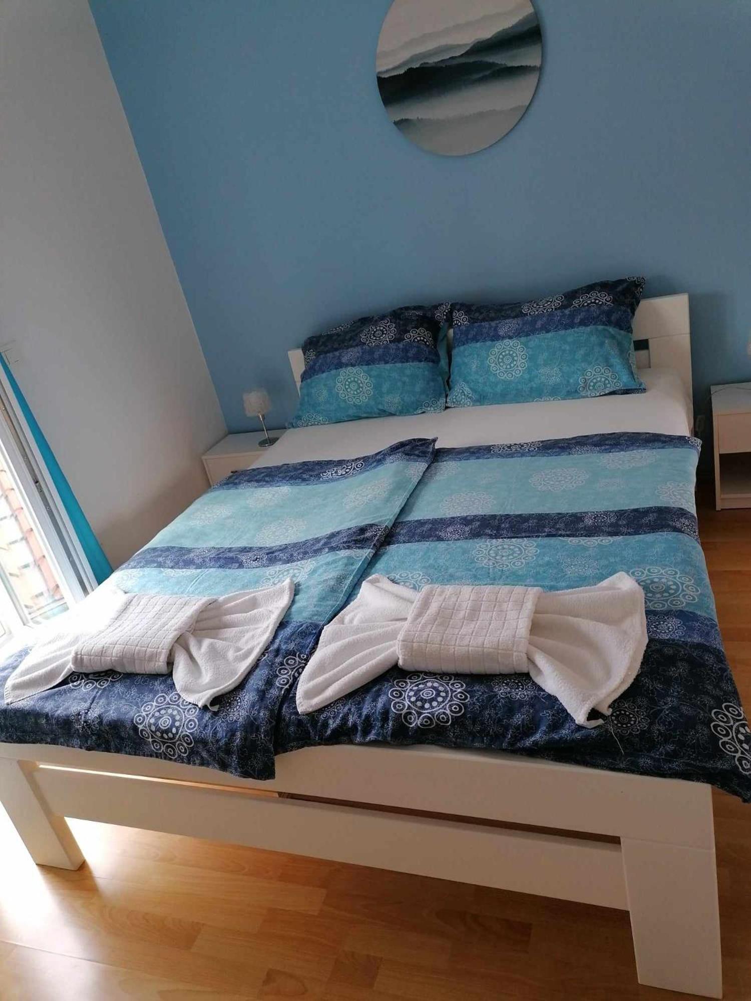 Apartment & Rooms Lilis Izola Exterior photo