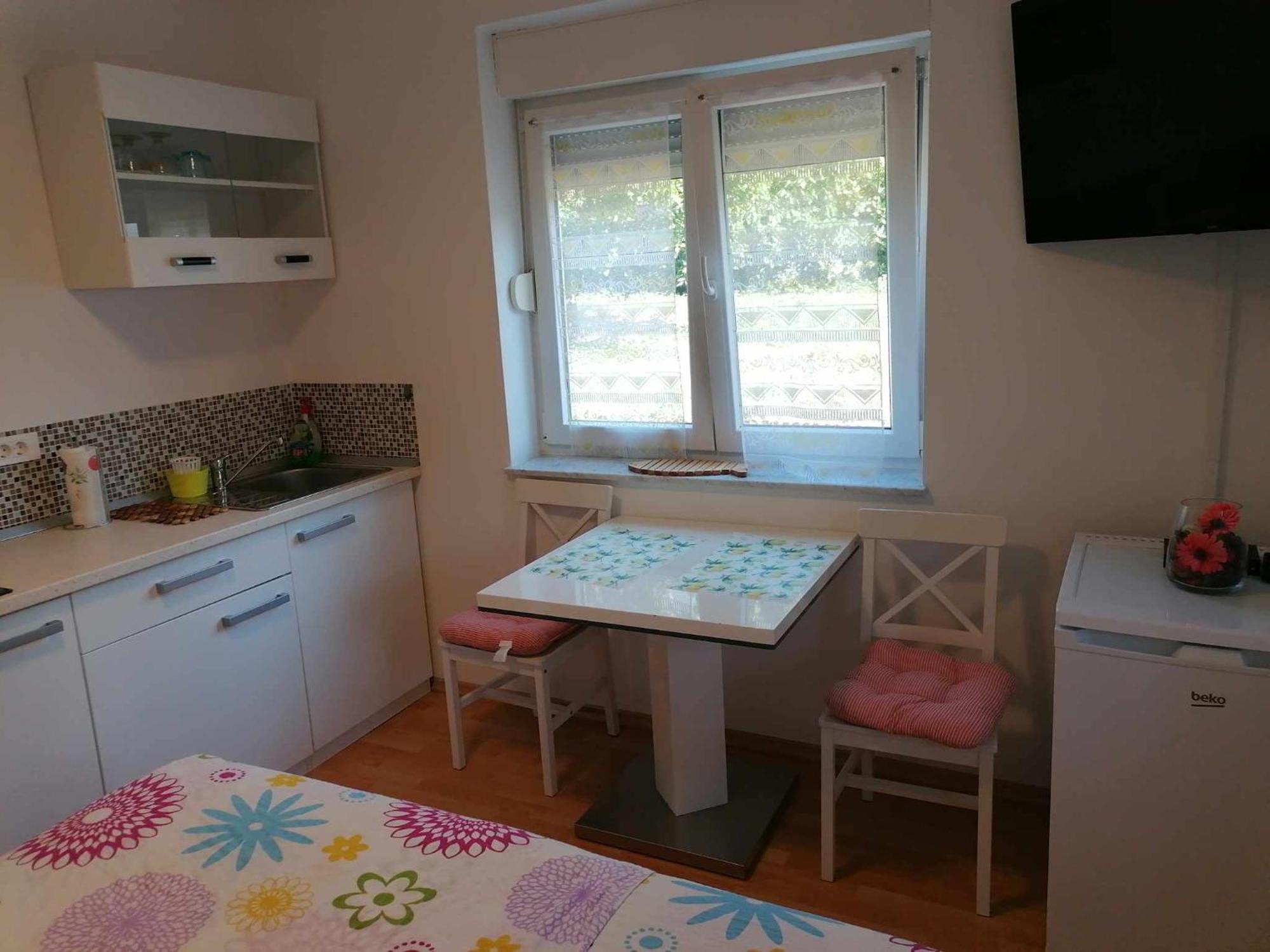 Apartment & Rooms Lilis Izola Exterior photo