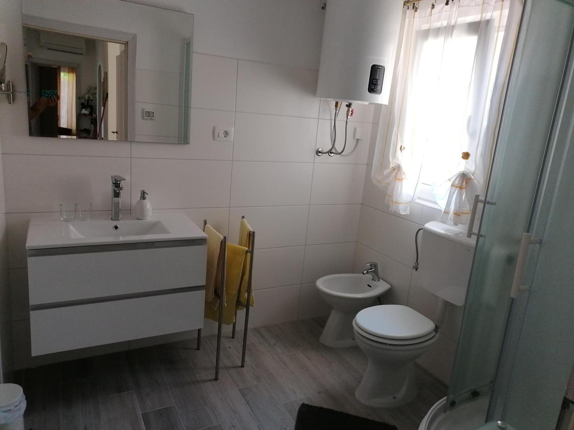 Apartment & Rooms Lilis Izola Exterior photo